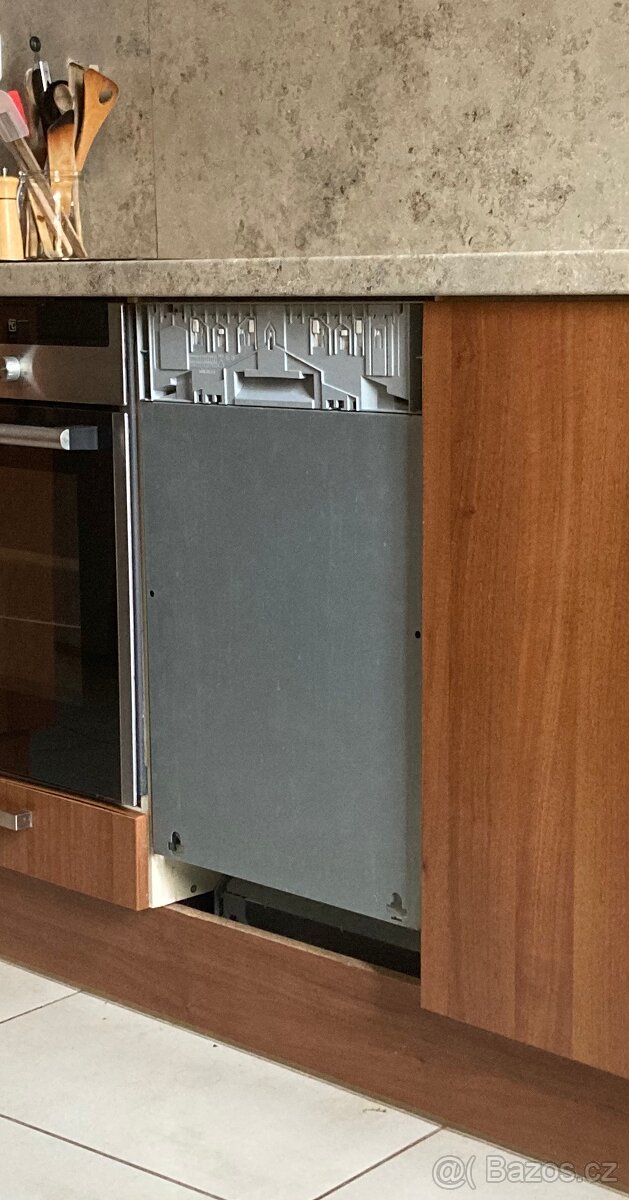 Vestavná myčka 45 cm Bosch