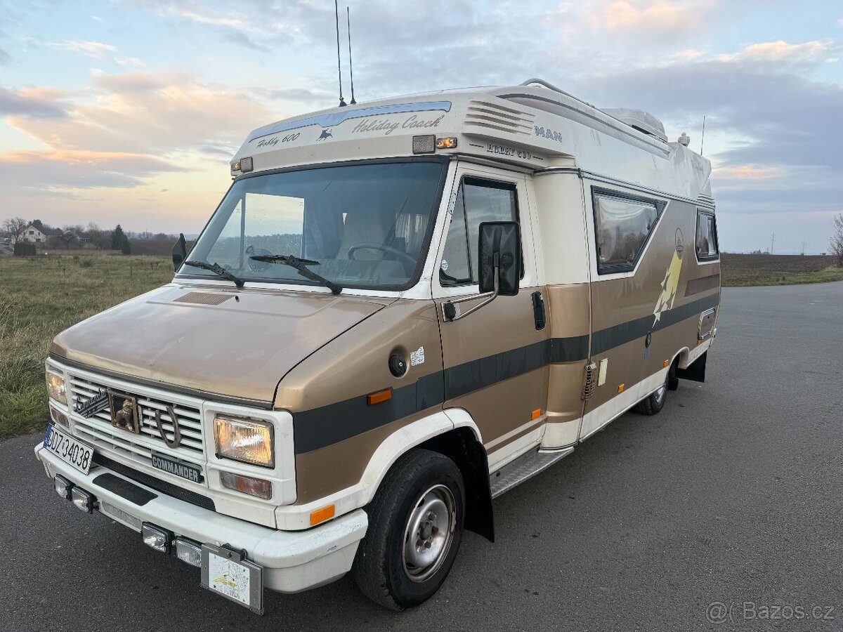 Peugeot J5 Camper Old timer