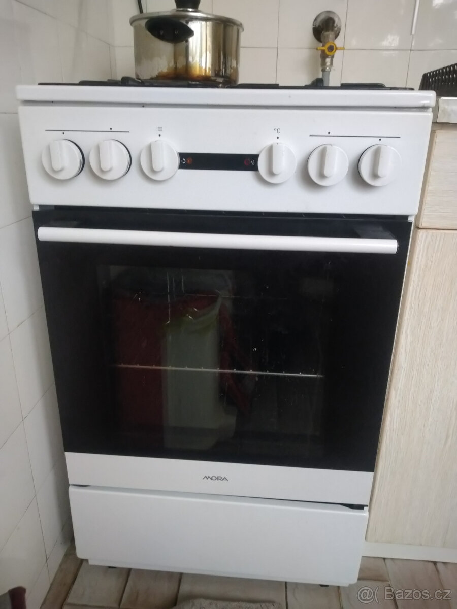 Kombinovaný sporák Mora