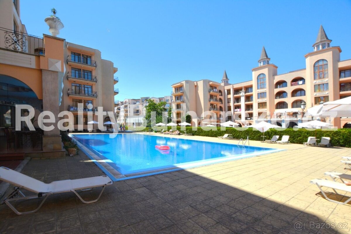 Slunečné pobřeží – prostorný apartmán 2kk s výhle