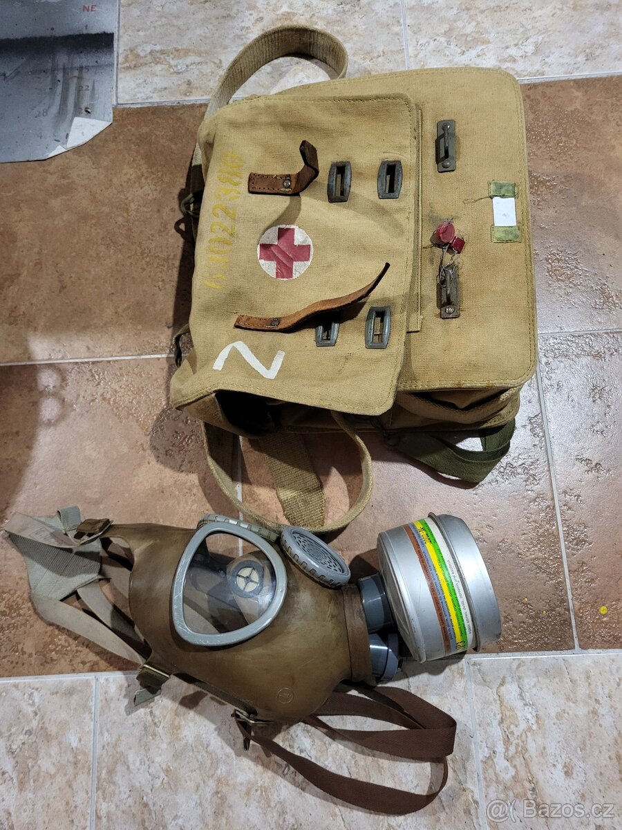 vojenská zdravotnická brašna