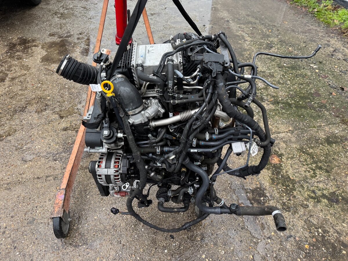 ----VW 2.0 TDi CRAFER CARAVELLE MULTIVAN TRANSPORTER MAN----