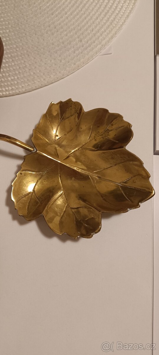Dekorativní list mosaz