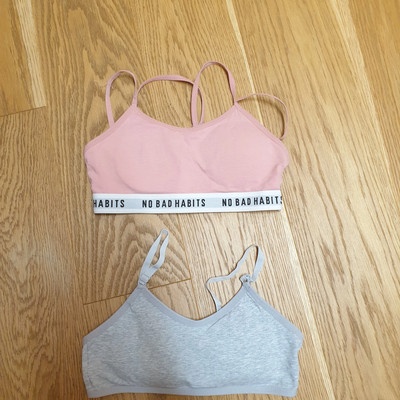 Dívčí podprsenky 12 let.