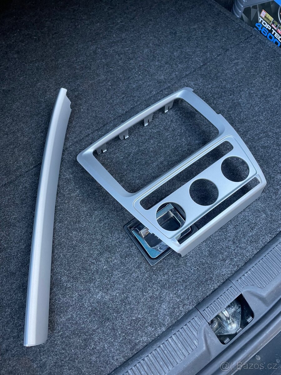 Rámeček autorádia + lišta Škoda Octavia 2