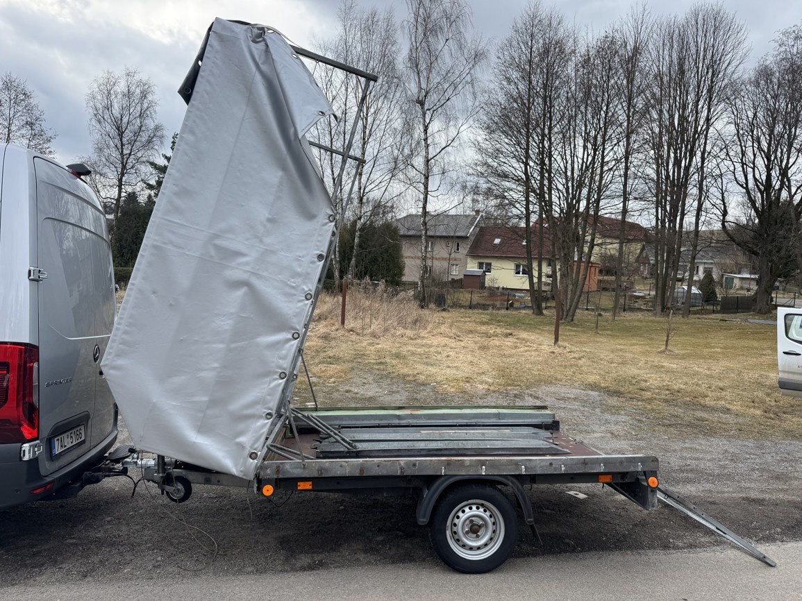Přívěsný vozík na motorky