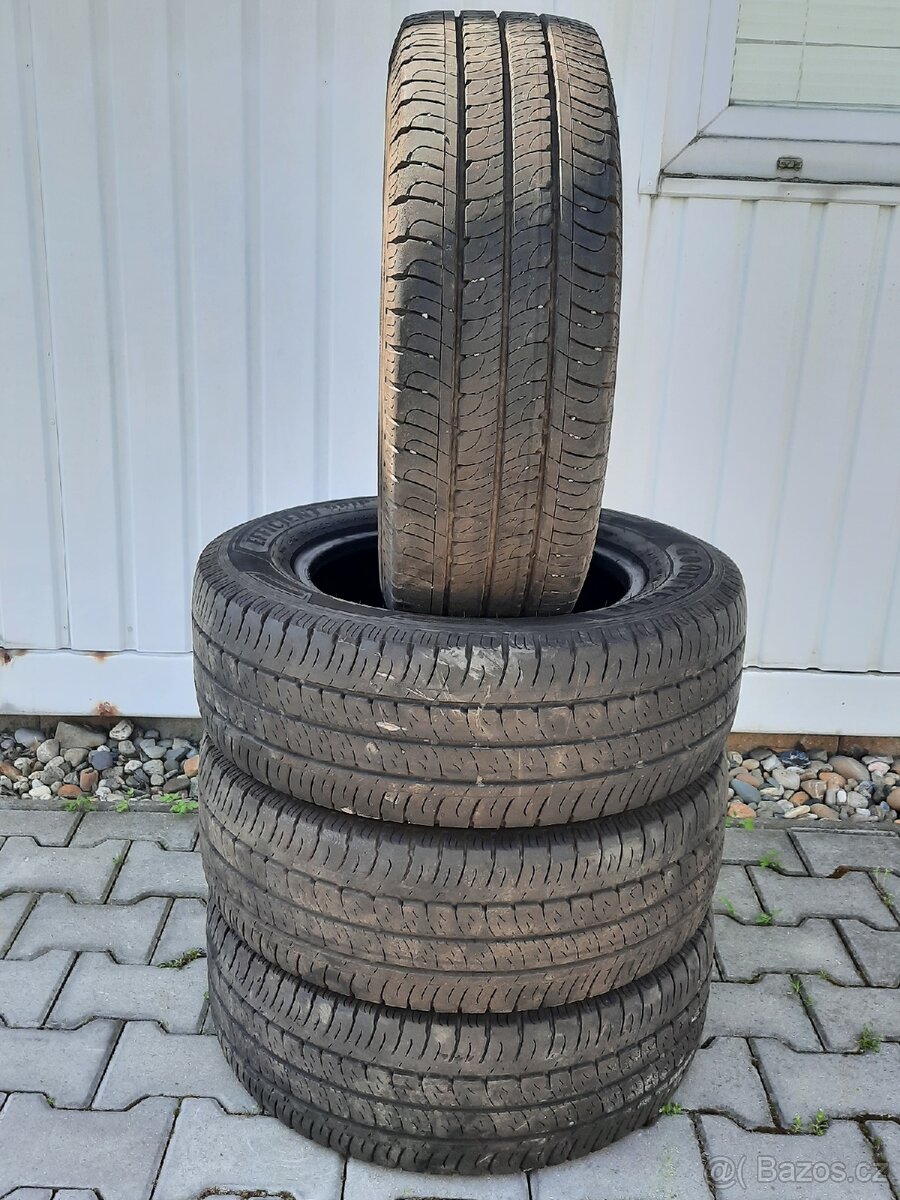 Letní pneumatiky 215 65 R15C  Goodyear