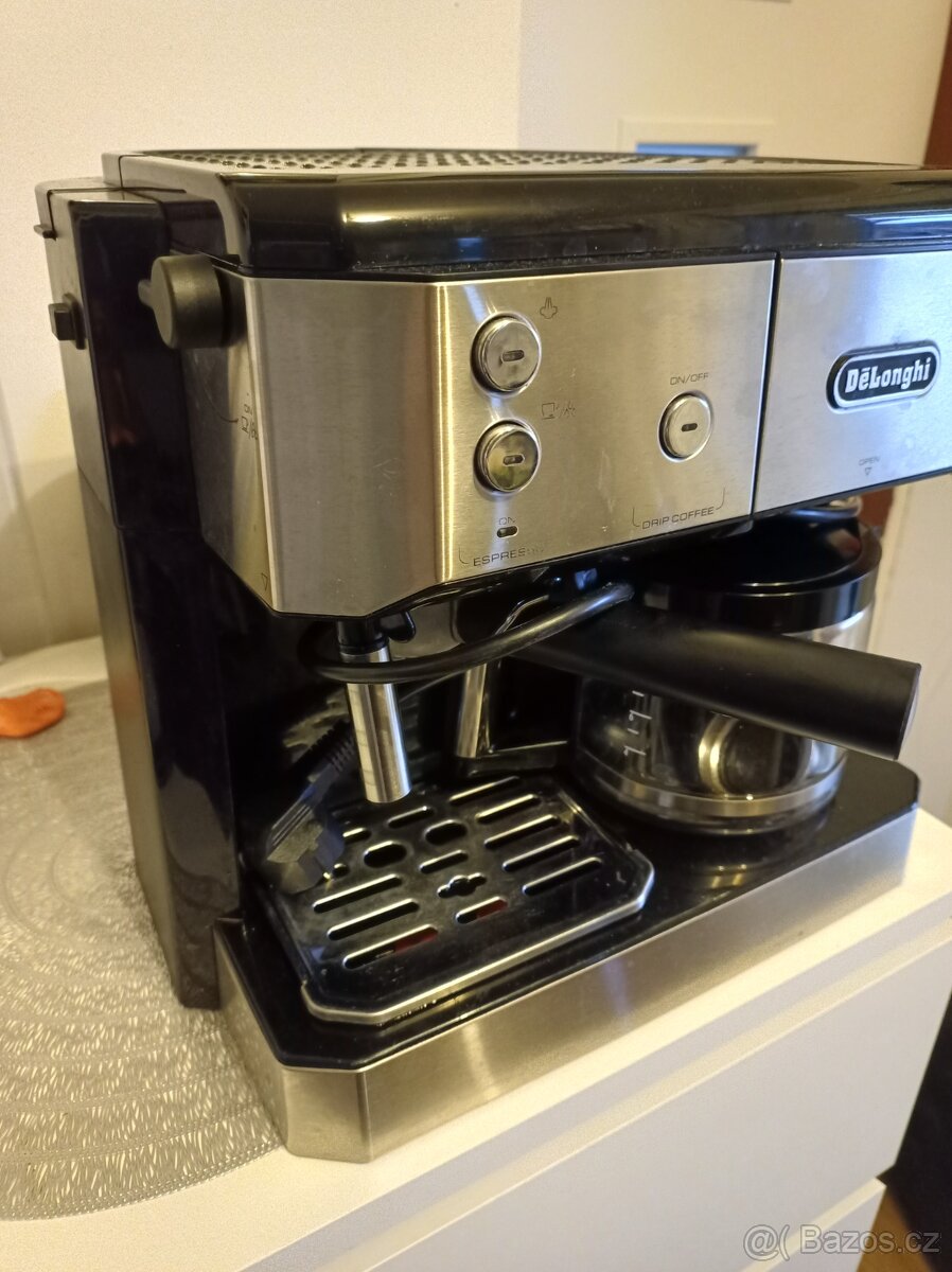 Pákový kávovar delonghi