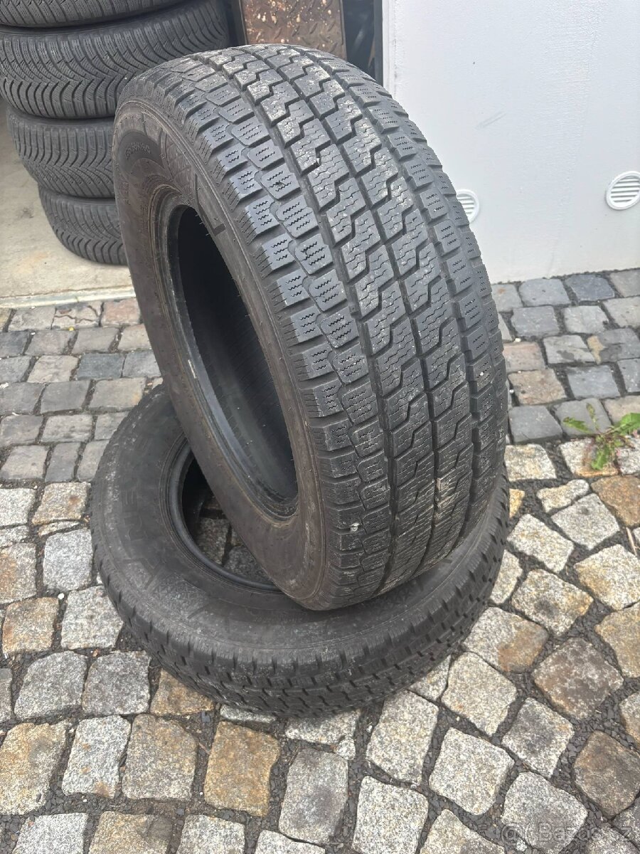 Nexen 235/65 R16C celoroční pneu