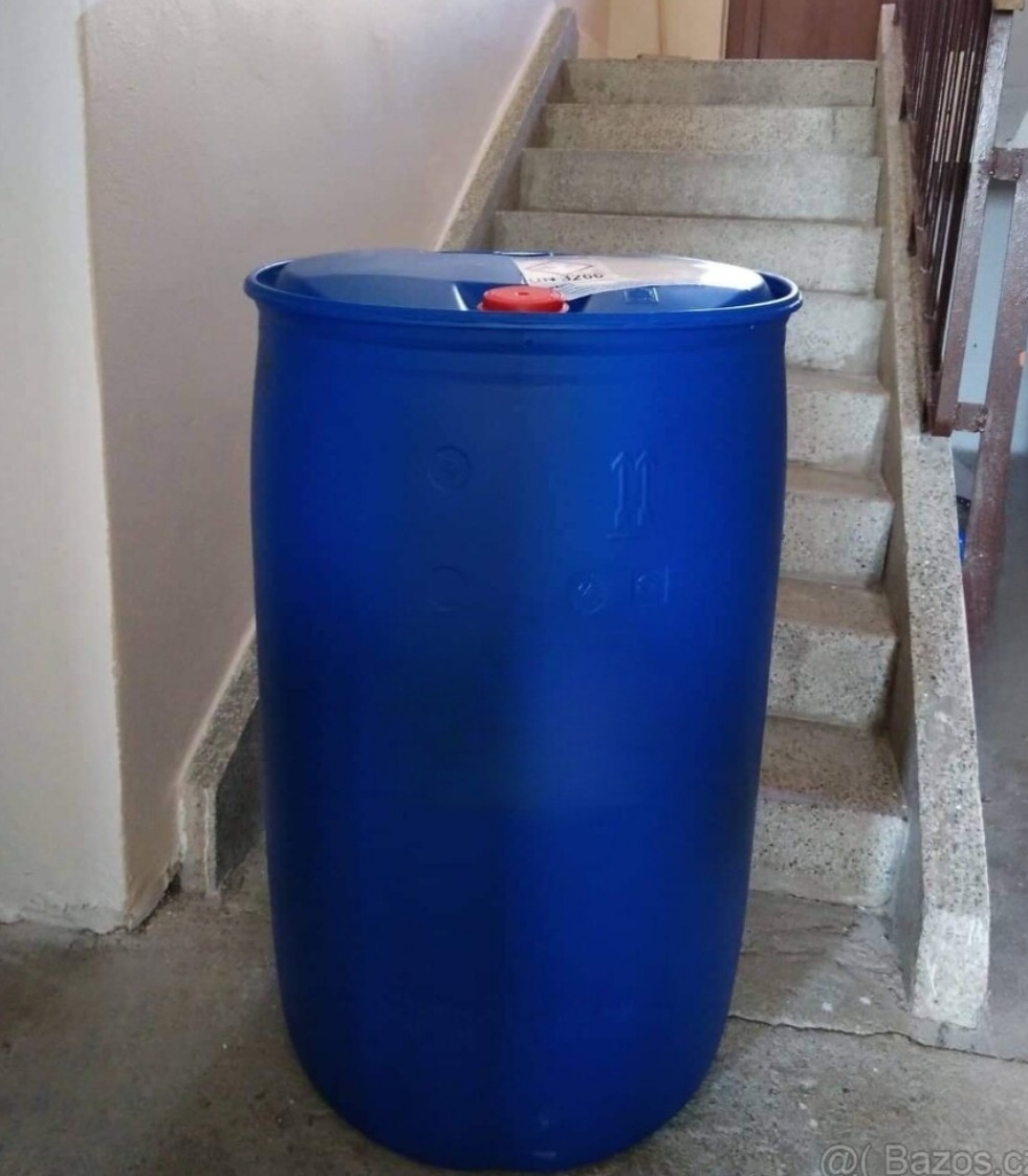Plastove sudy 220l modre