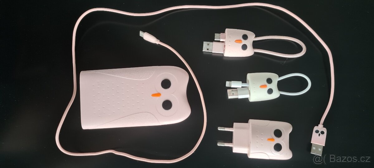 575 - PowerBanka + Kabe USB- ; Kabel iphone + adaptér 2xUSB