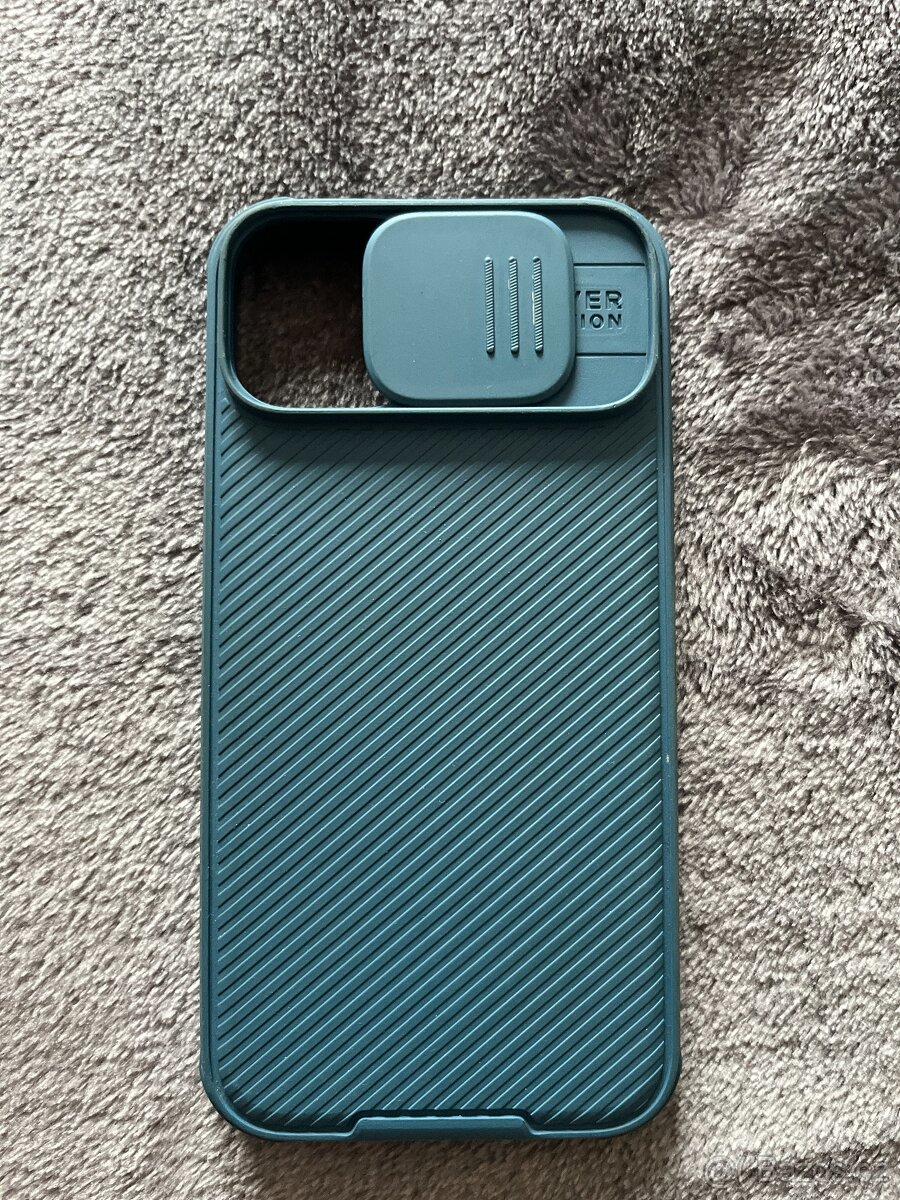 Kryt na mobil Nillkin CamShield na iPhone 13