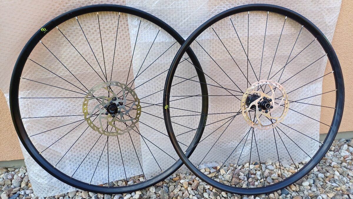 MTB kola Syncros Silverton 2.5