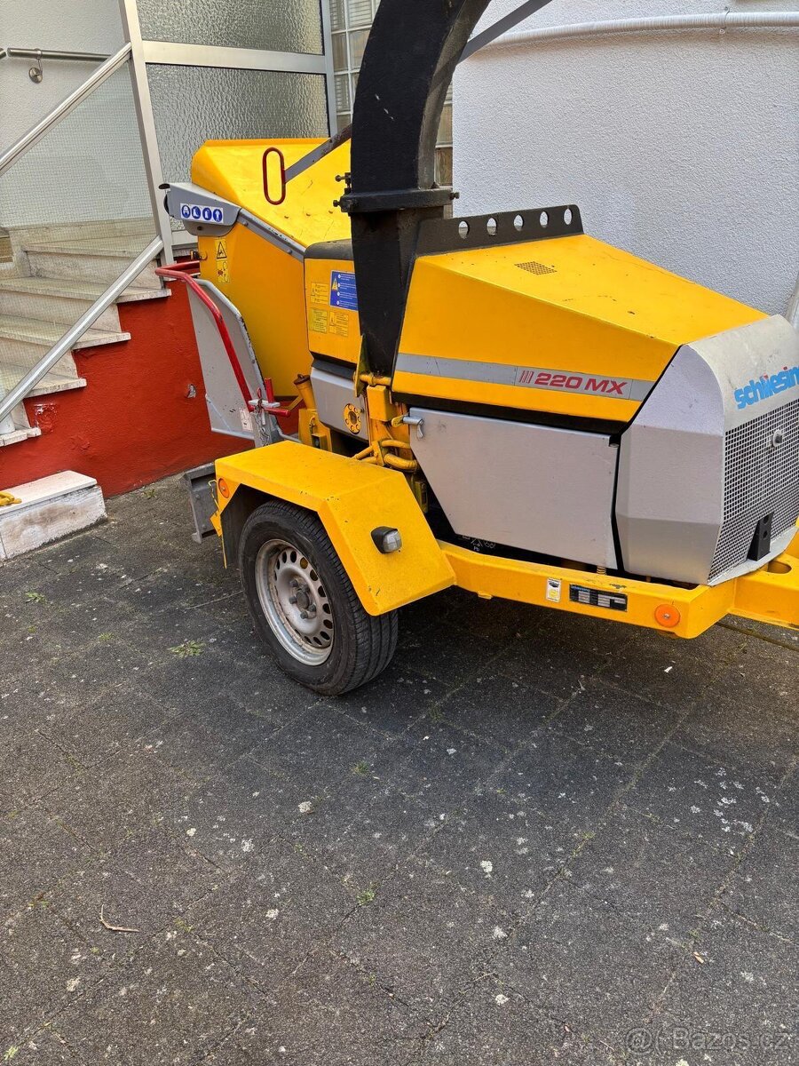 Štěpkovač Schliesing 220 MX