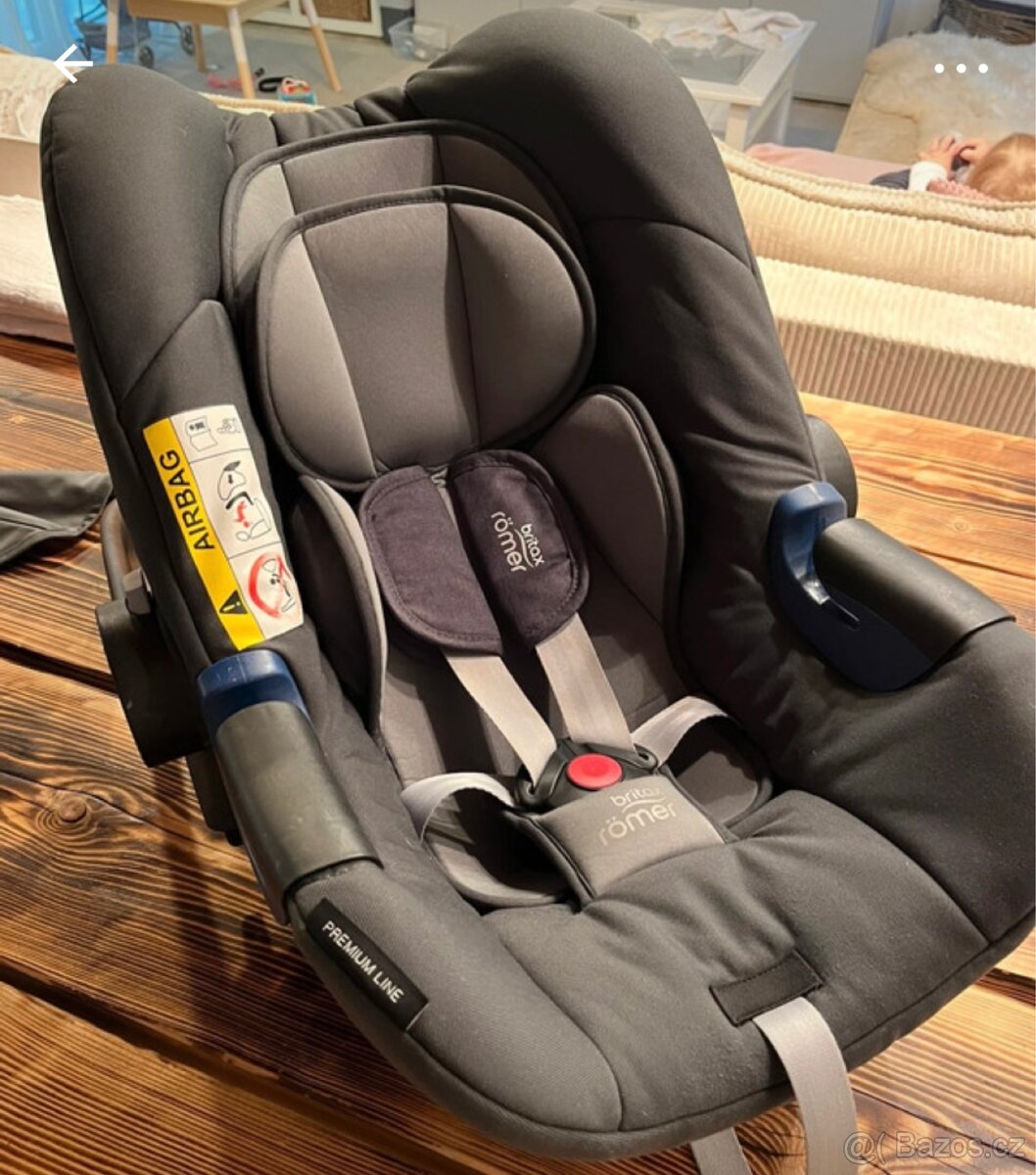 Autosedačka vajíčko Britax Romer Baby i size