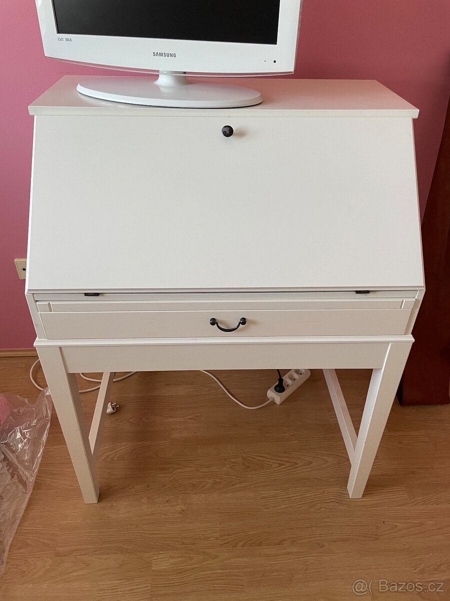 Psací stůl (sekretář) Ikea Hemnes