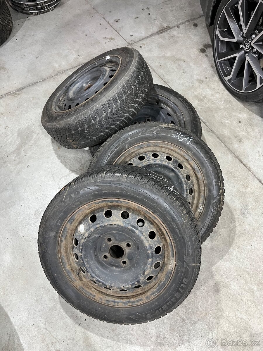 185 /60 R 15 s disky Toyota 4x 100 zimní