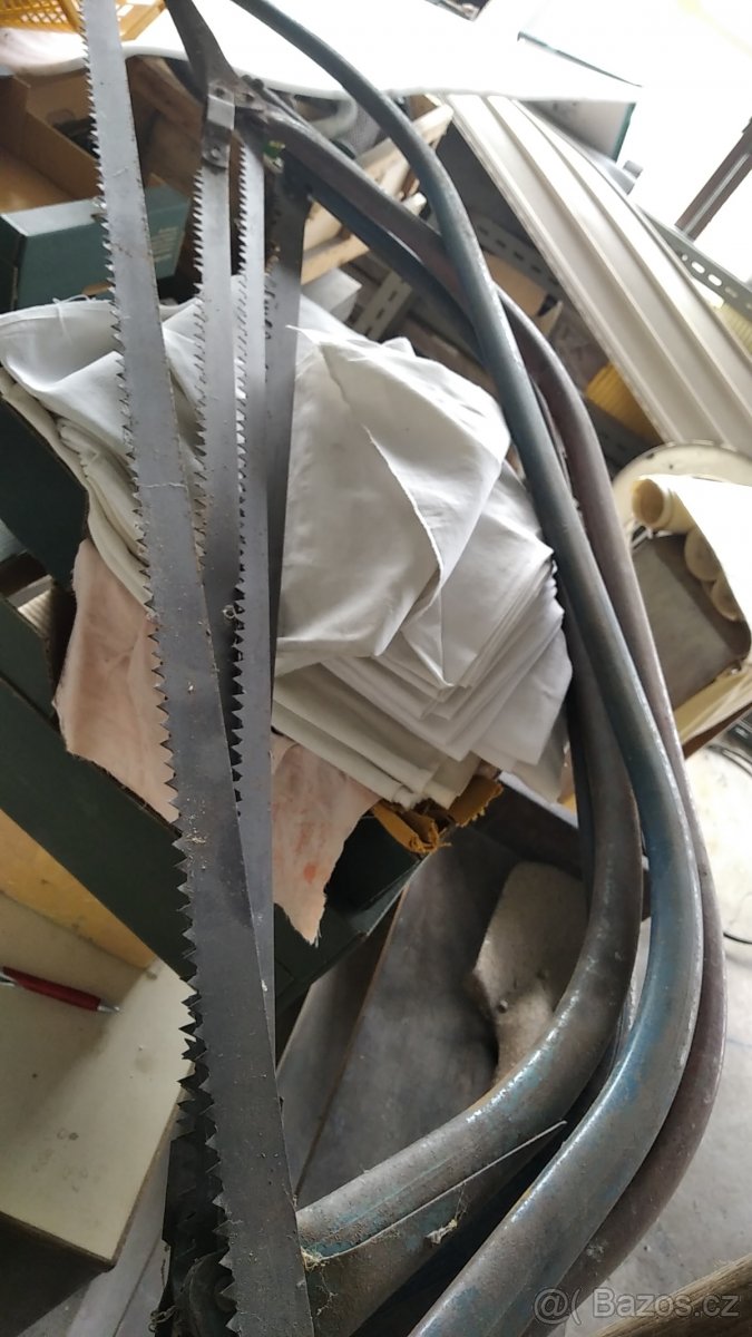 Staré ruční rámové pily