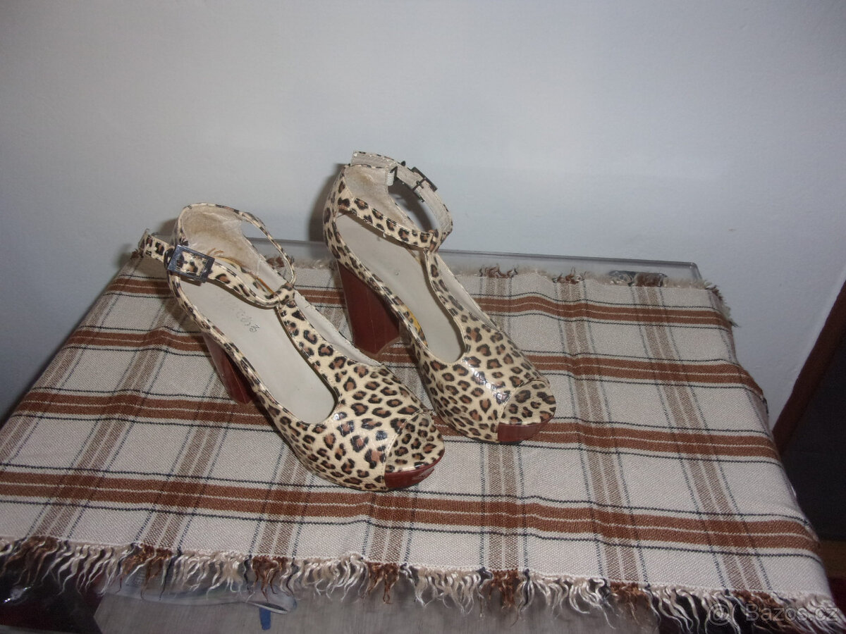 damske letni lodicky