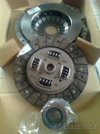 VW Passat B3, B4, nová spojková sada pruměr 215.