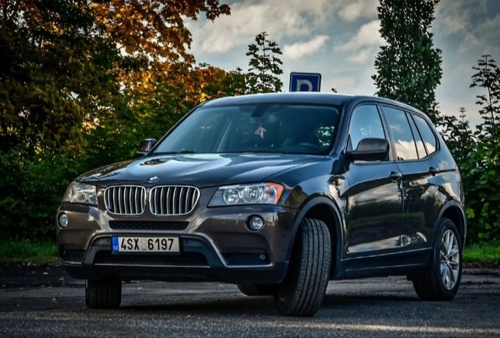 BMW X3 2.0 xdrive 151 000 mil., 180kw, 2014  CARFAX - histor