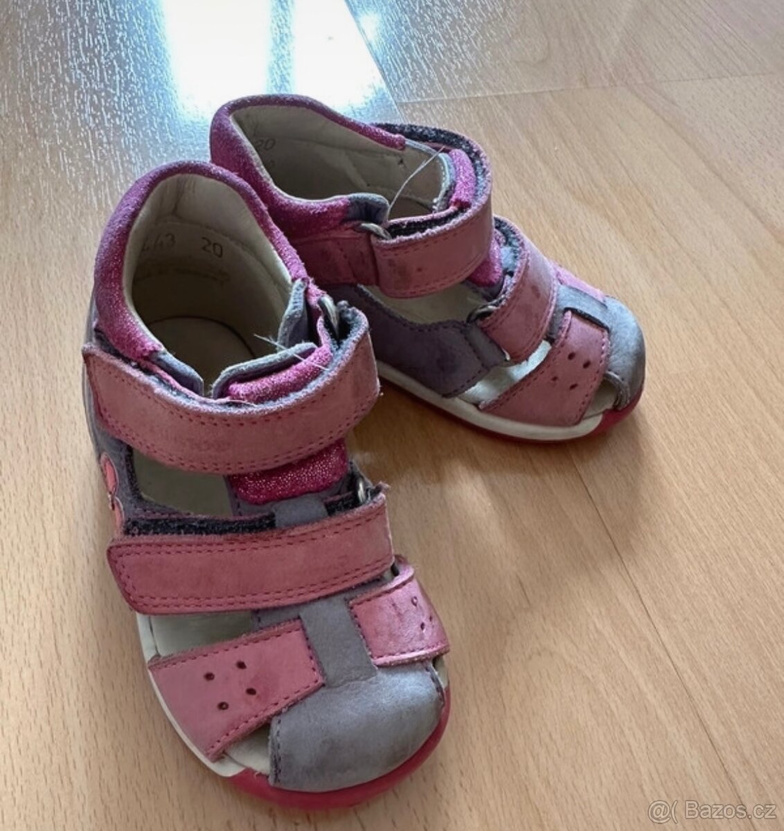 dívčí  sandály