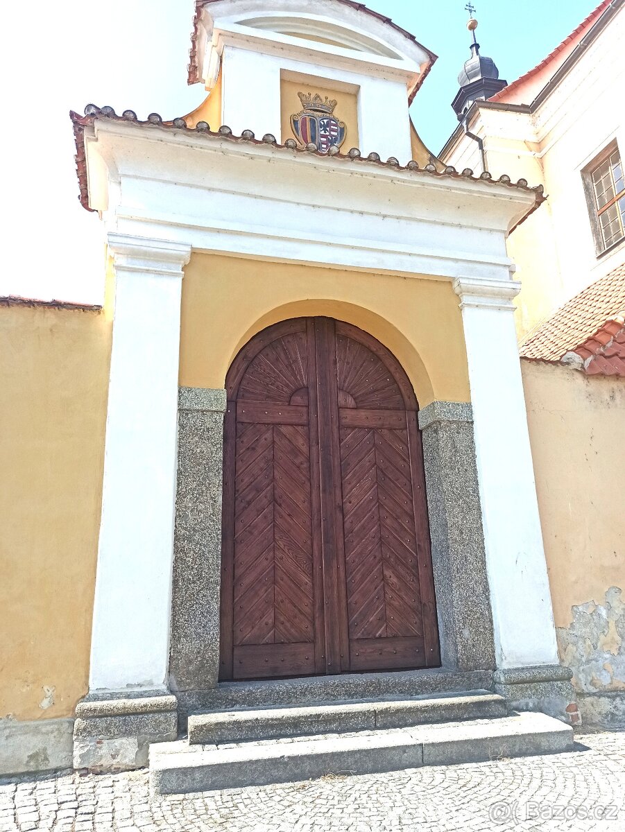 Masivní dveře z poctivého dřeva