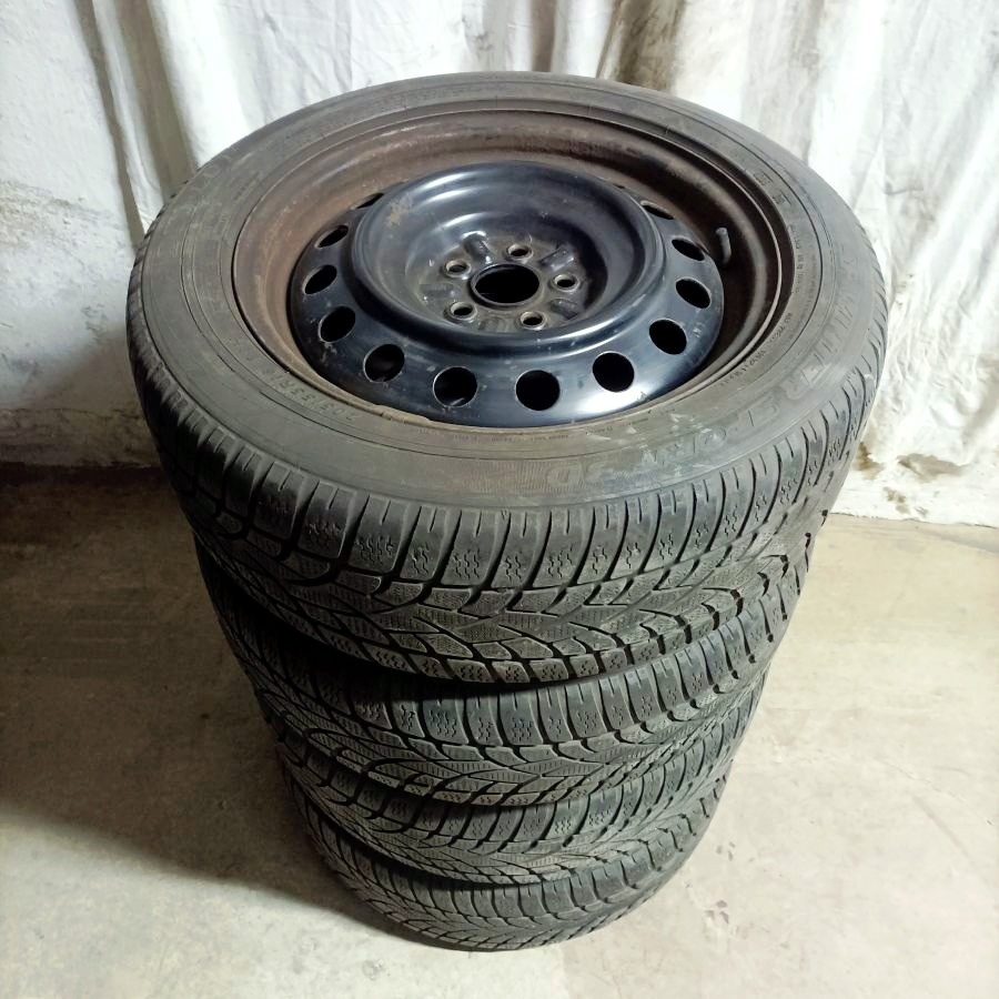 16" plechová kola – 5x100 – TOYOTA  Disky: Plechové disky z