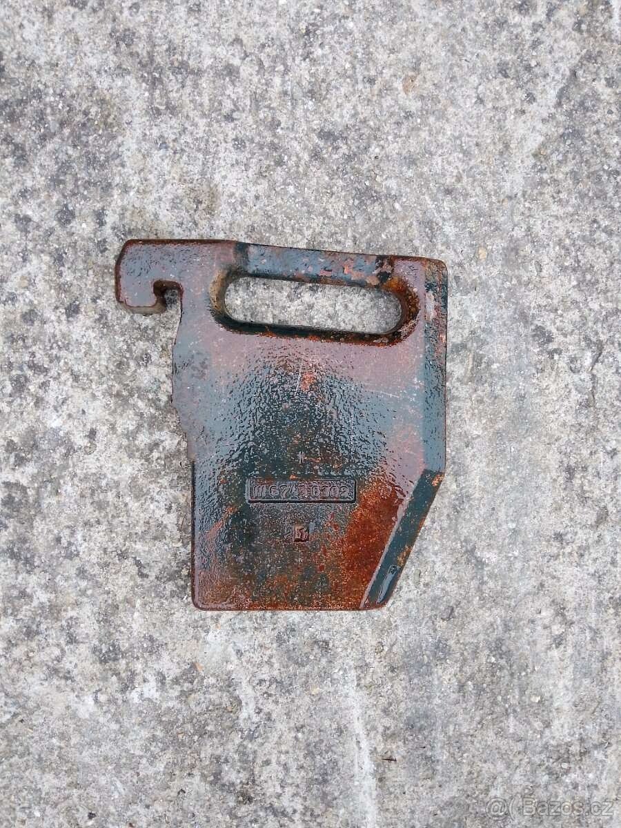 Prodam Zetor 7745 zavazanie kanystry 7 kus original