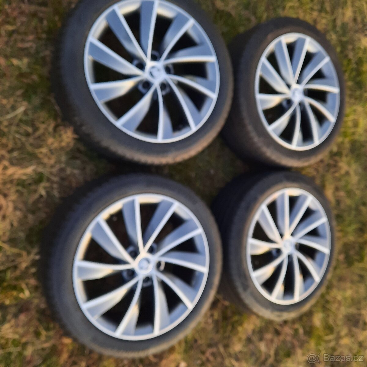 Trinity Turbine Antracit zimní alu kola Octavia R18