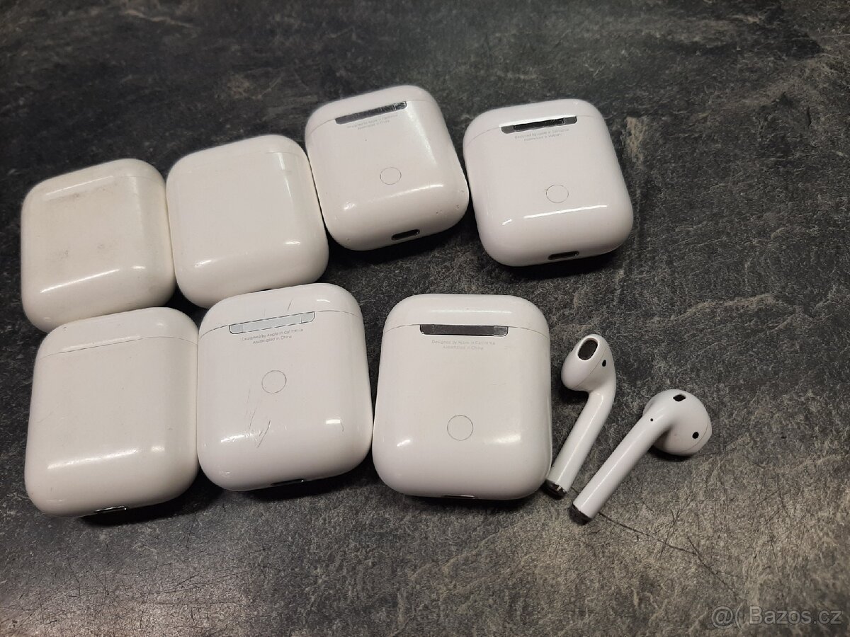 Sluchátka Apple Airpods 1