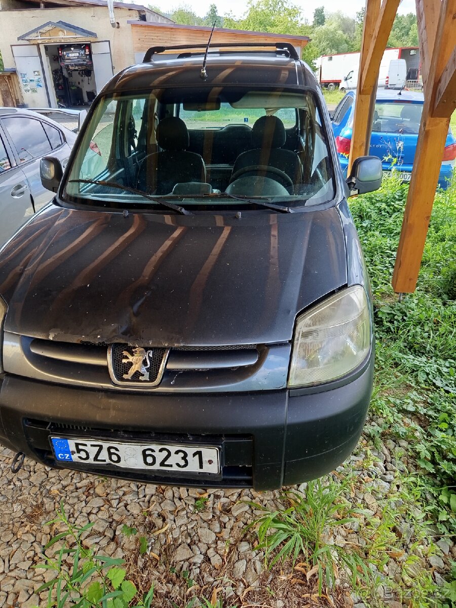 náhradní dily Peugeot partner 1,6 hdi