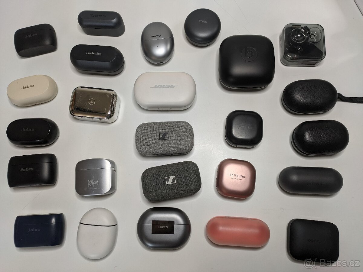 Mix nabíjecí pouzdra sluchátek