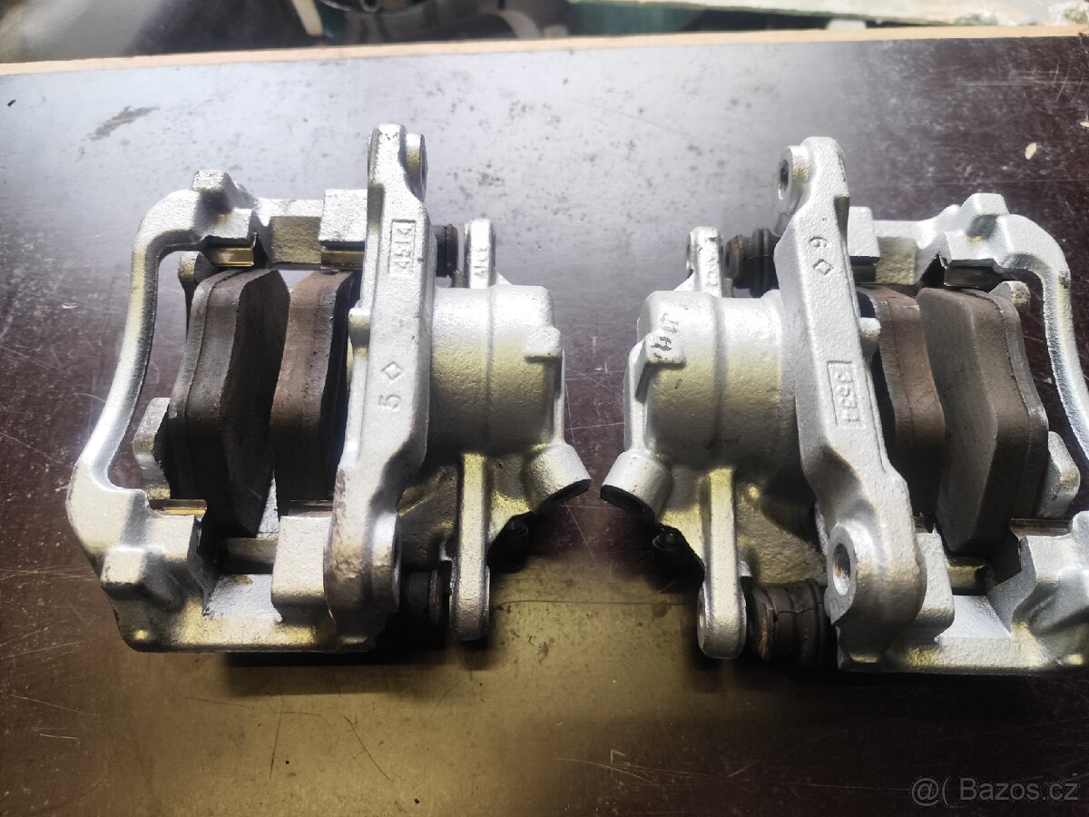 Renault Megane brzdové třmeny Bosch