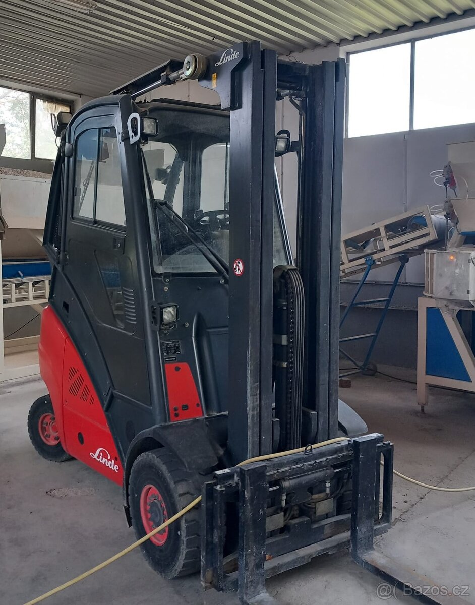 vysokozdvižný vozík Linde H30T