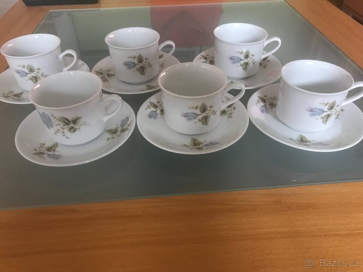 Porcelánová kávová souprava