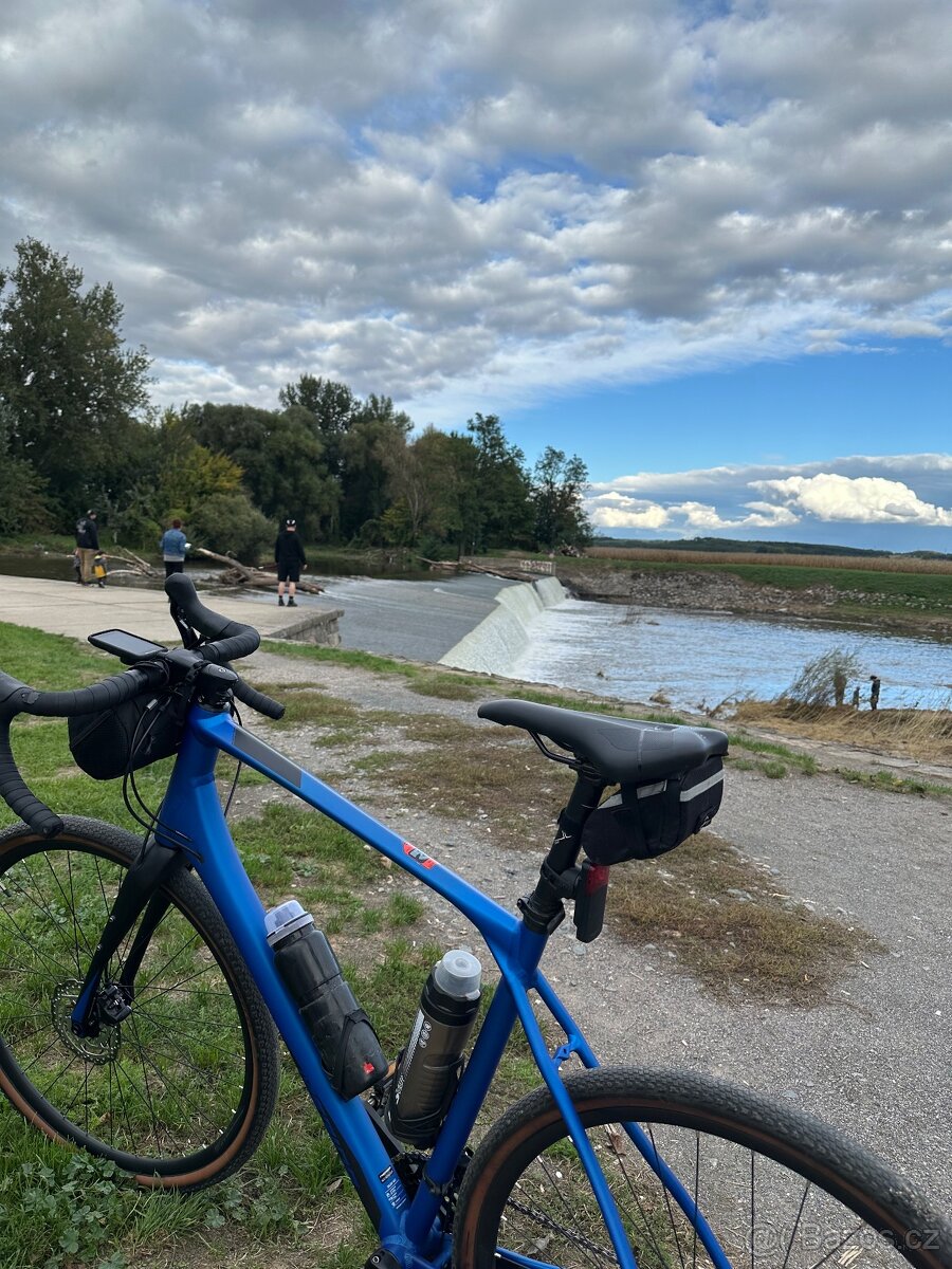 Gravel Merida silex 400