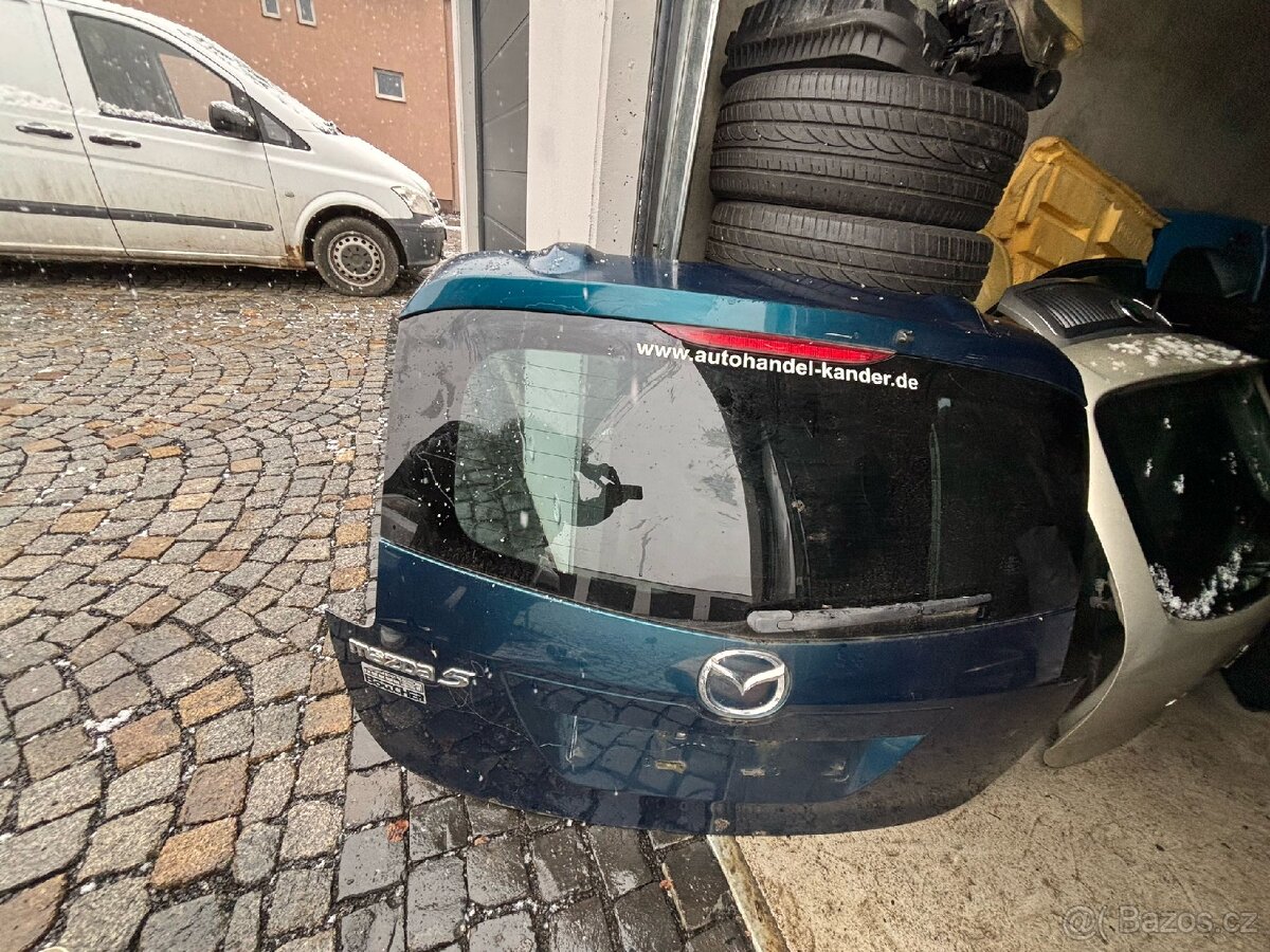 Mazda 5 - zadní víko kufru