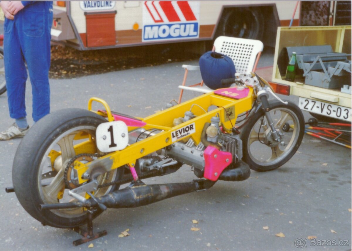 závodní motocykl na sprint dragster jawa čz DKW koště motor