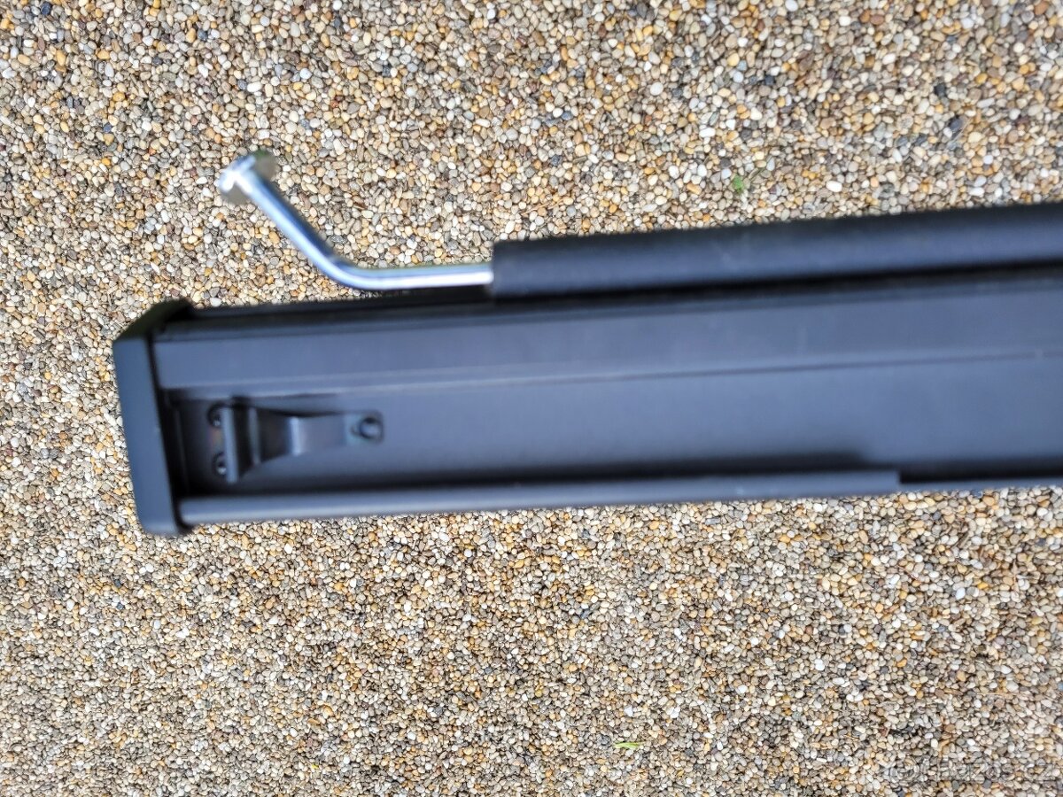 Dělící sit zavazadlového prostoru Škoda Superb 2