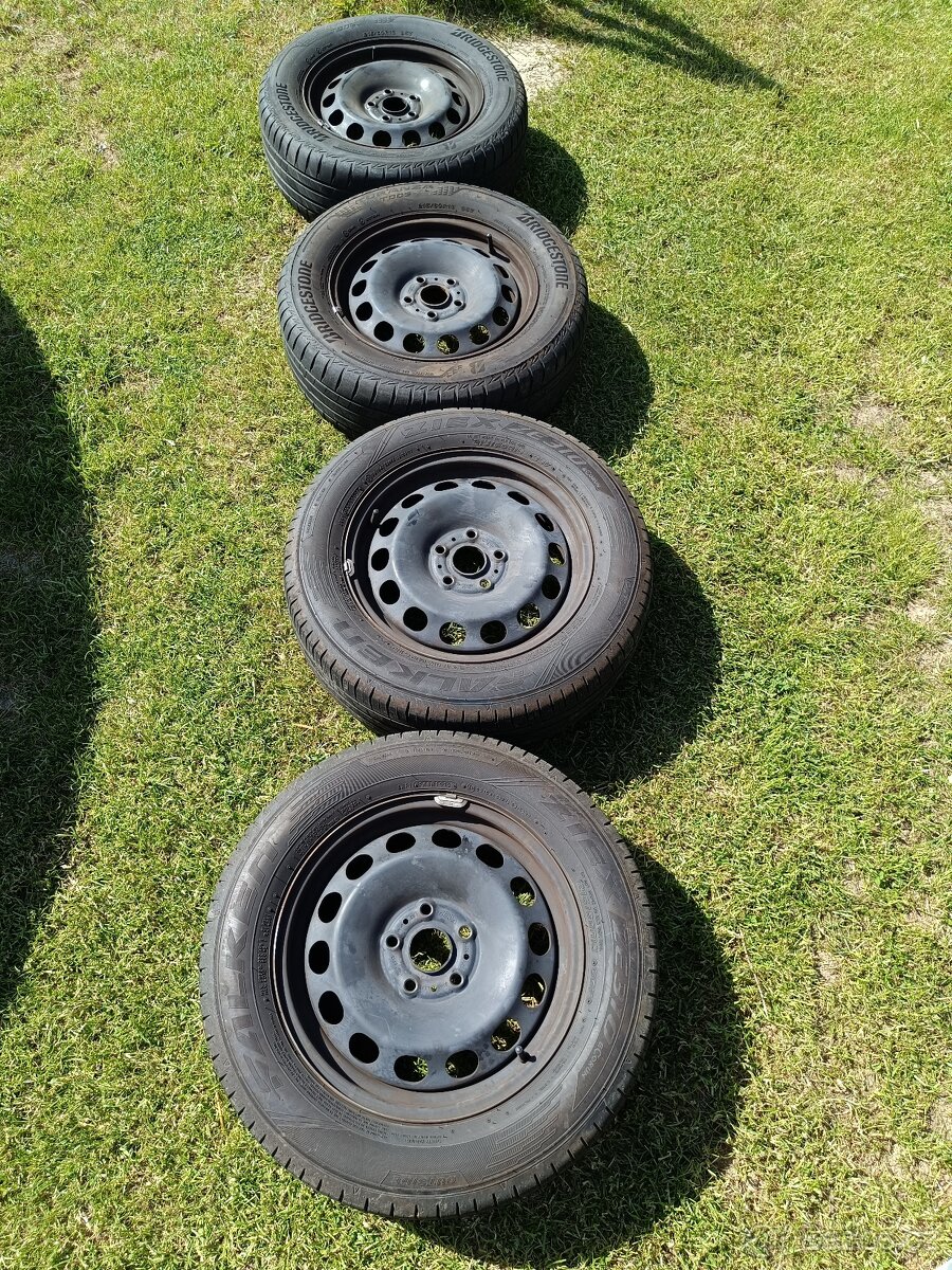 Letní pneu 215/60r16 a disky 6Jx16
