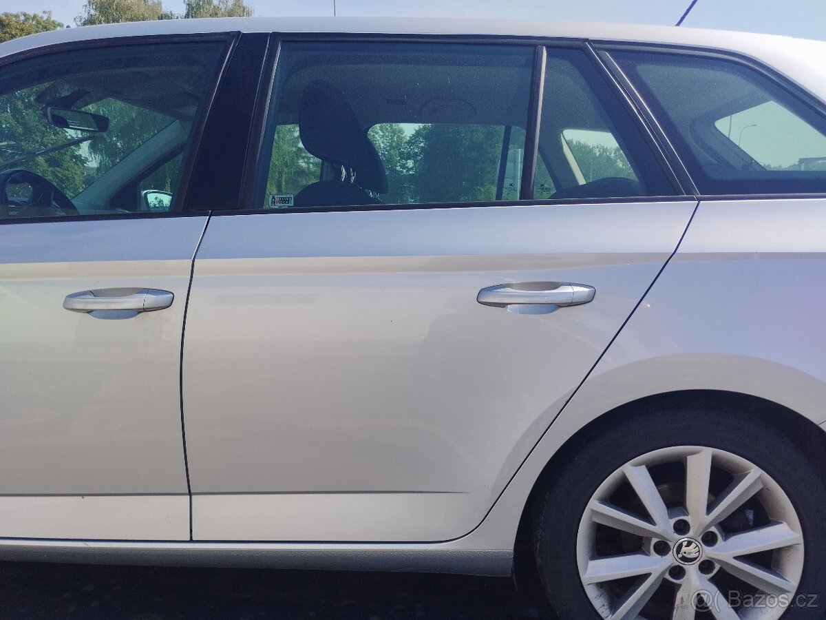 Levé zadní dveře Škoda fabia 3 kombi stříbrné