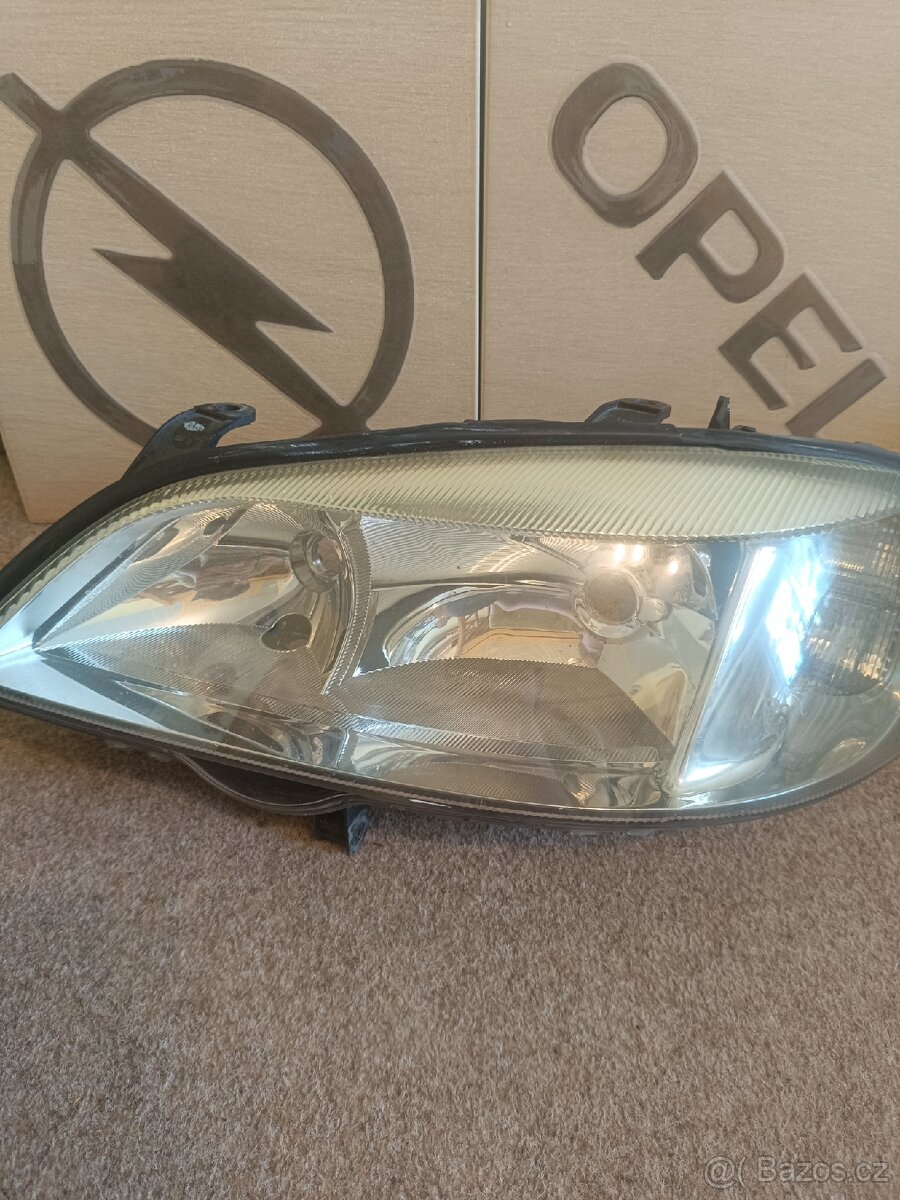 Světla Opel Astra G