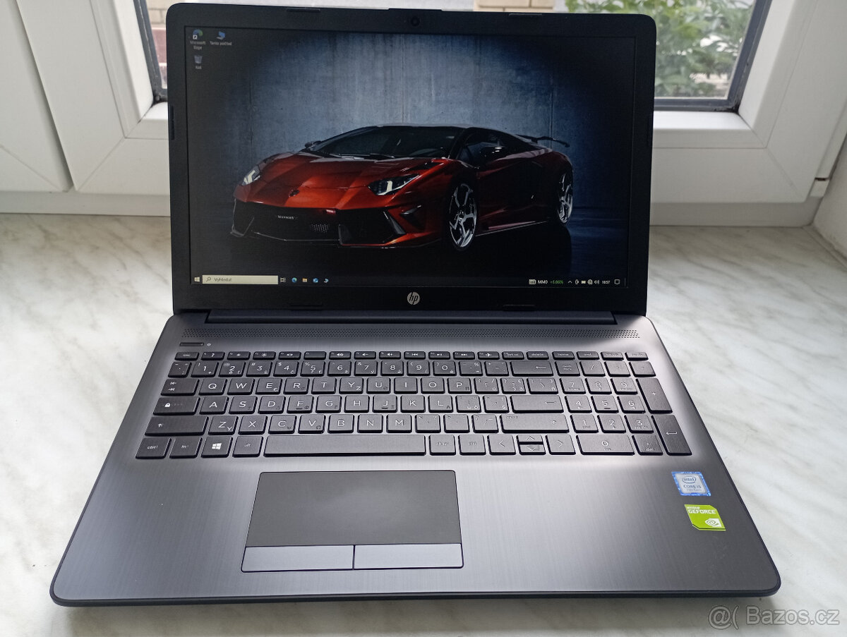 HP 15-JAKO NOVÝ-Herní core i5-12g ddr4-Full HD-1T hdd