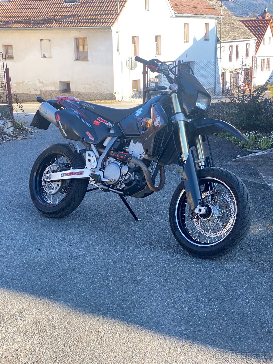 Suzuki DRZ 400 SM S