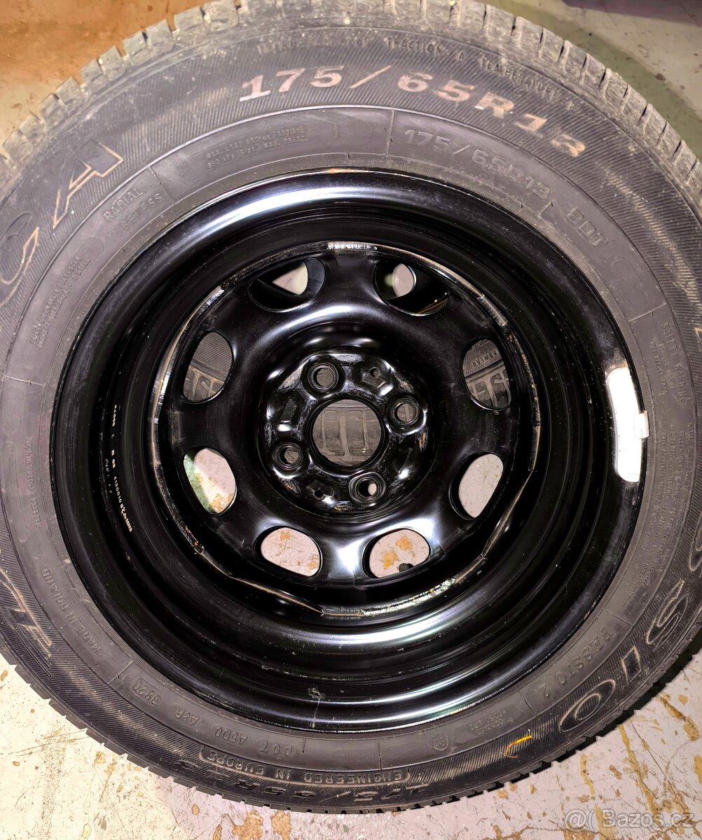 2x Nový disk s novou pneu 4x100 175/65 R13