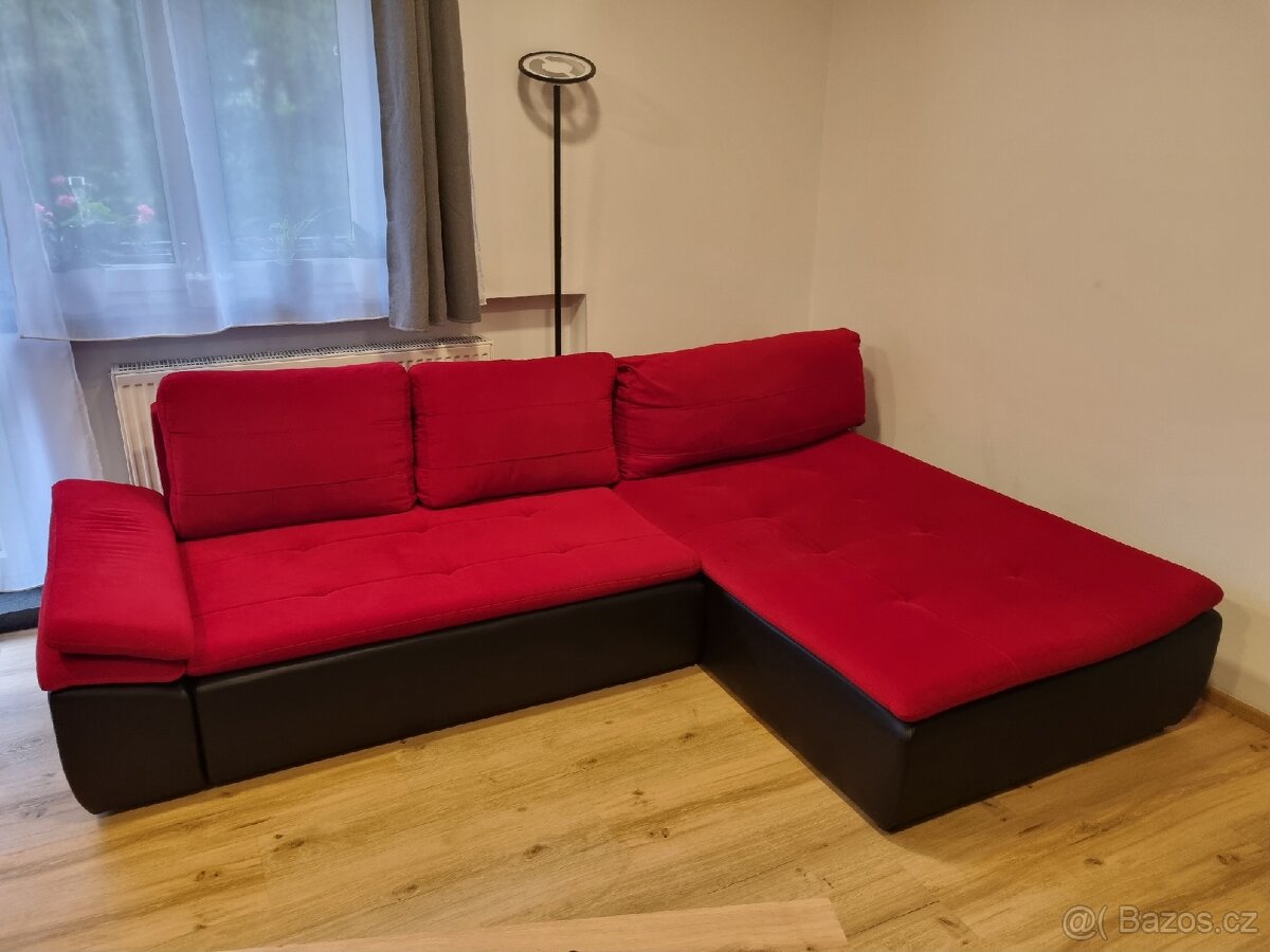 Rozkládací sedačka s úložným prostorem