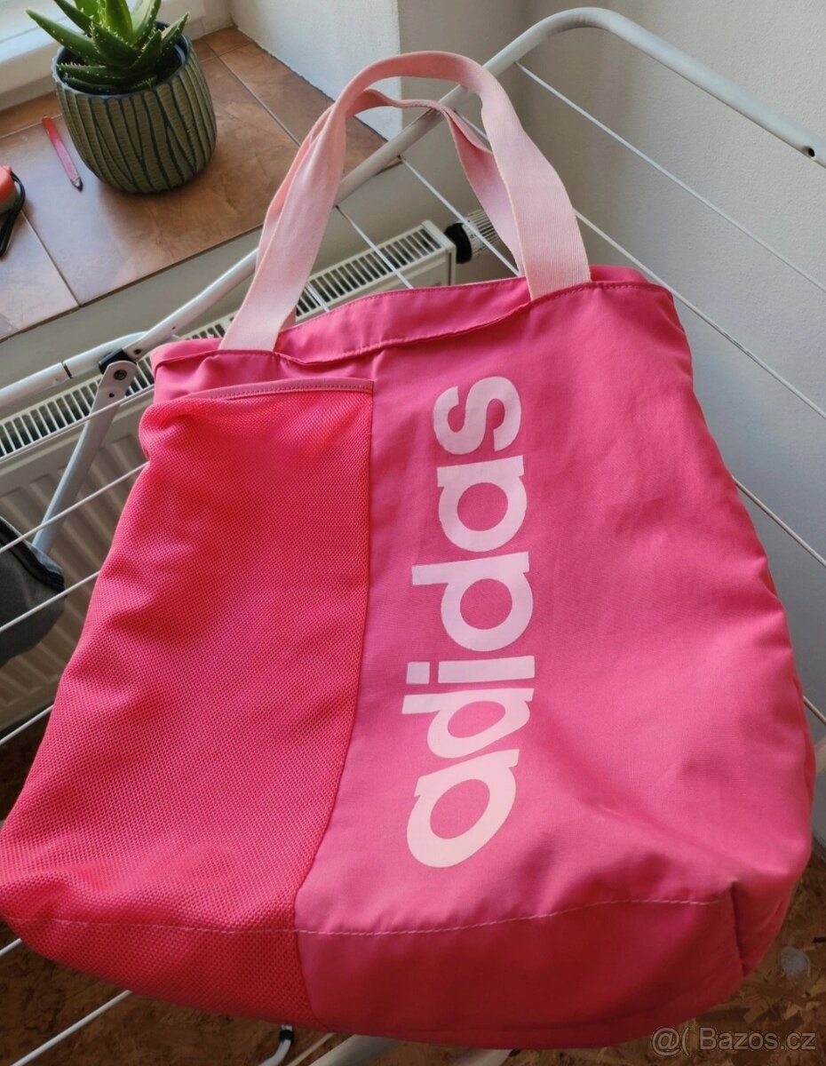 Neonová taška adidas