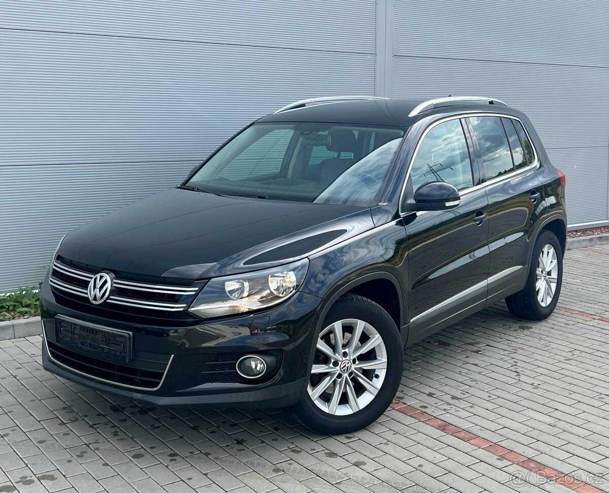 VW Tiguan 2.0TDI Sport & Style,Navi,Tažné,ALU R17,PDC,Výhřev