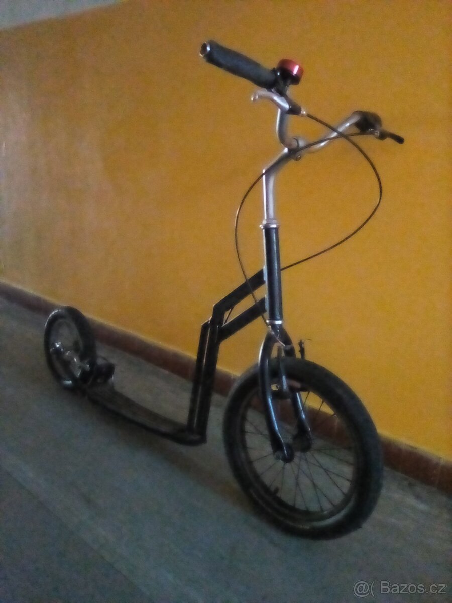 Koloběžka Mibo